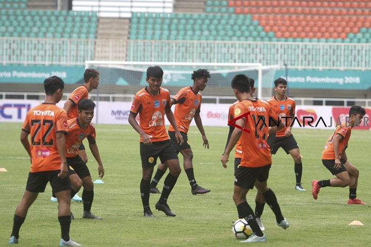 Latihan Timnas Thailand U-19