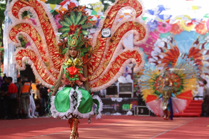 Malang Fashion Flower Carnival