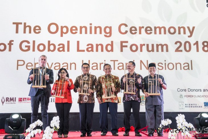 Pembukaan Global Land Forum
