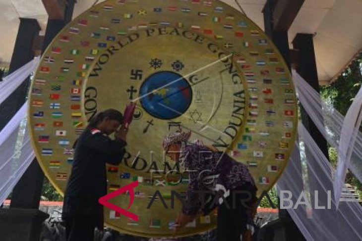 Ritual Gong Perdamaian Dunia