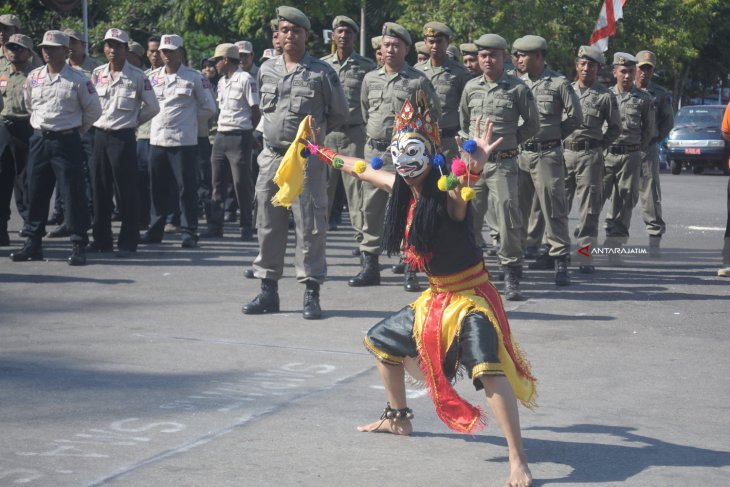 Tari Topeng Gethak