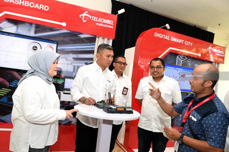 Telkomsel myBusiness Exhibition