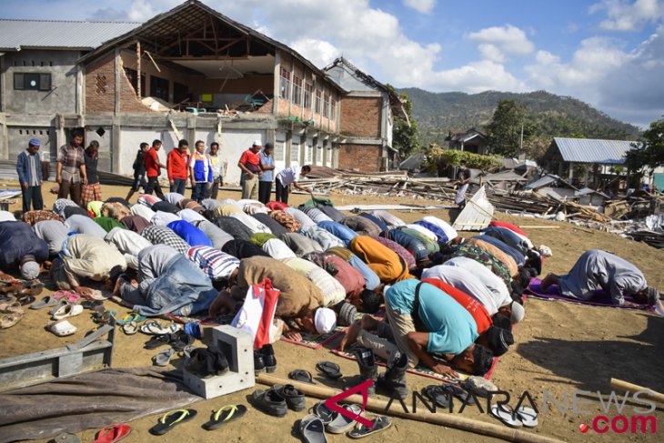 Another earthquake rocks Indonesia`s Lombok Island