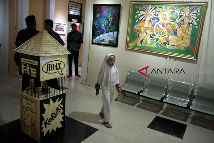 Pameran Colorful Khatulistiwa