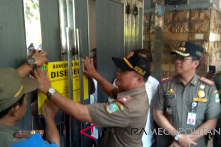 Tujuh tempat hiburan Cikarang disegel