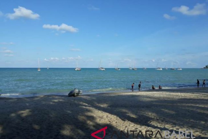 Belasan kapal yacht tiba di Pantai Tanjung Pesona Bangka
