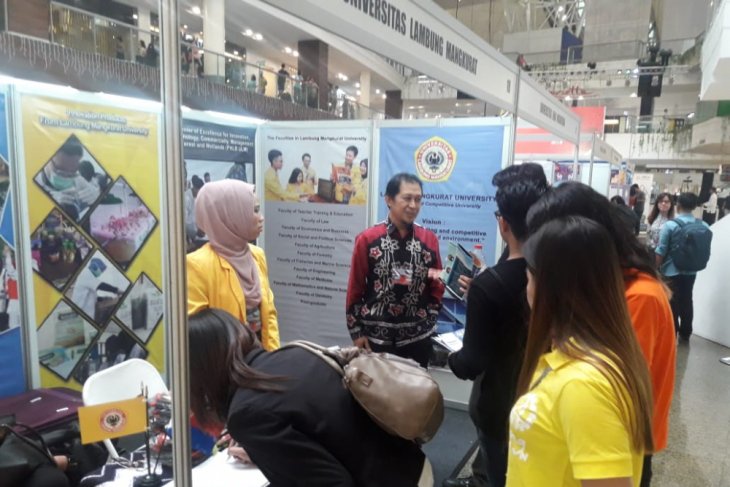 ULM in Indonesian University Fair in Manila