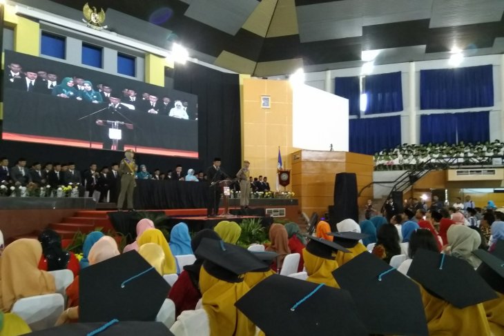 Emil: Sekolah Ibu benteng terakhir kebahagian Jabar