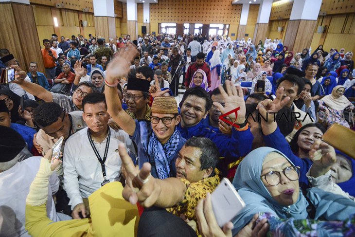 Kampanye Sandiaga Uno di Bandung