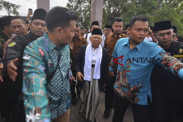 Ma'aruf Amin hadiri apel Hari Santri Nasional