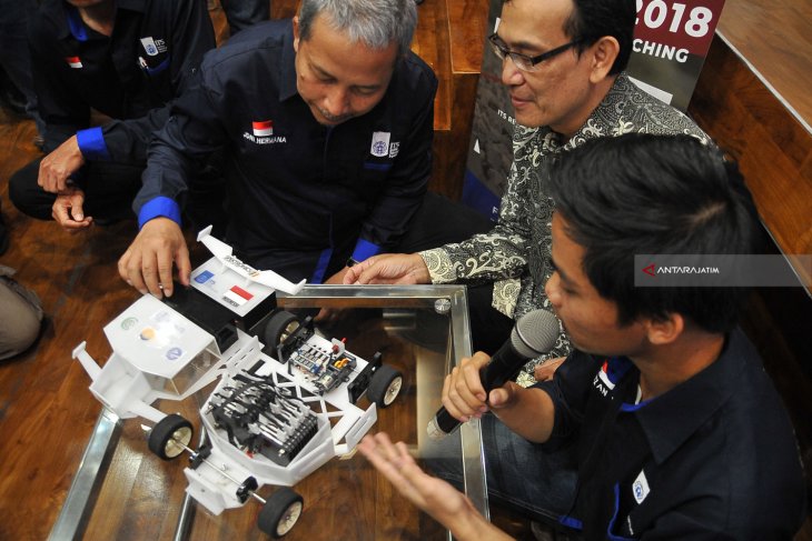 Mobil Spektronics Berbahan Kimia