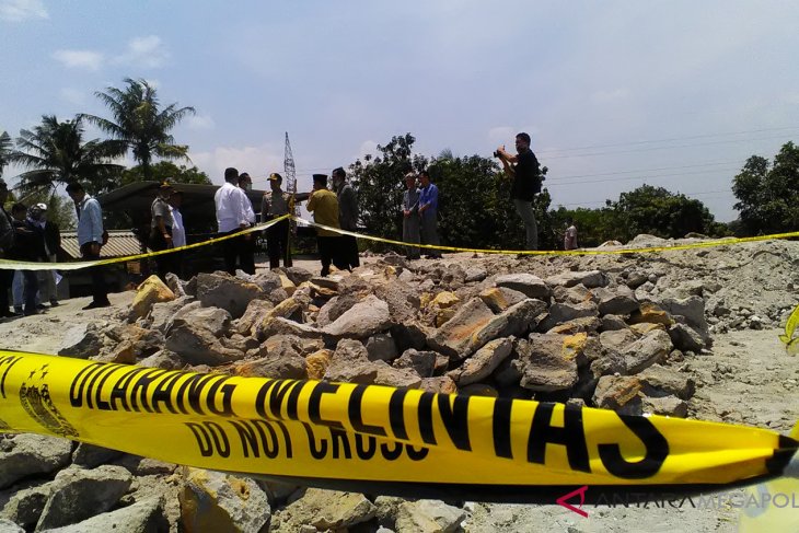 DLH Bekasi melakukan kajian pembungan limbah plastik