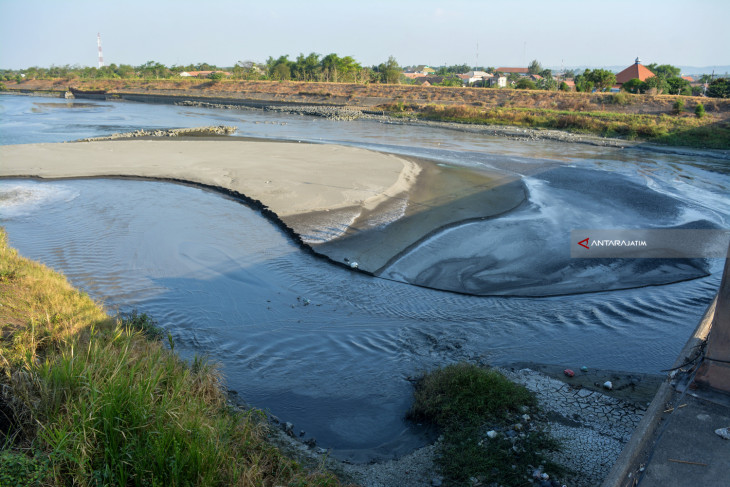 Pendangkalan Kali Porong