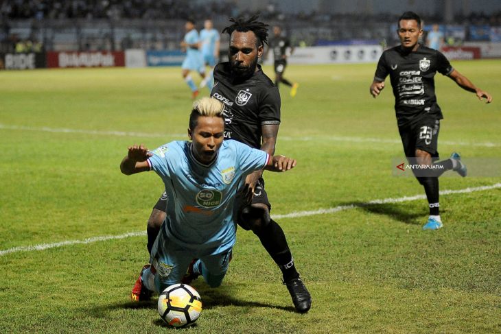 Persela Lamongan Imbang Lawang PSIS Semarang