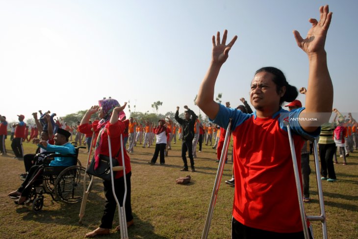 Senam Penyandang Disabilitas