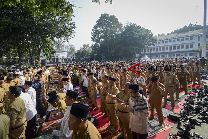 Salat meminta hujan