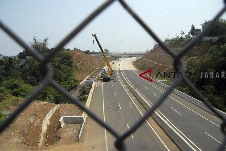 Target pengoperasian ruas jalan tol baru