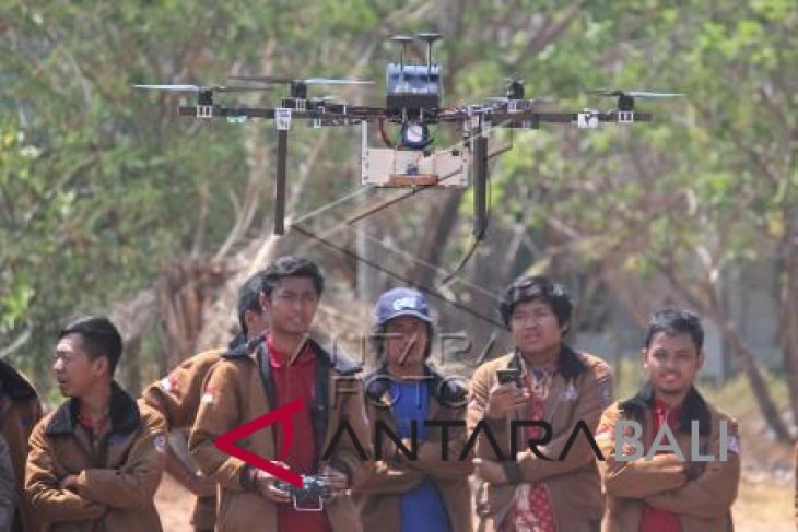Jelang Kontes Robot Terbang Indonesia