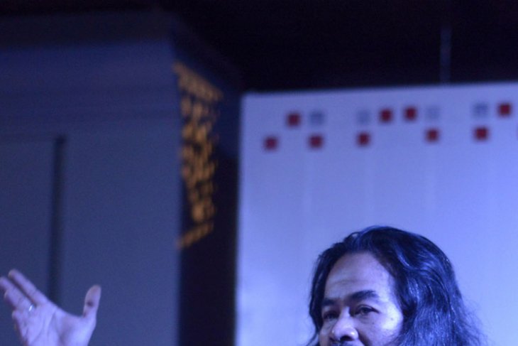 Penyair Jengki luncurkan buku puisi
