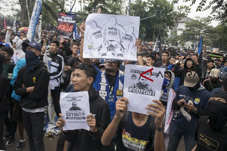 Aksi protes bobotoh Persib