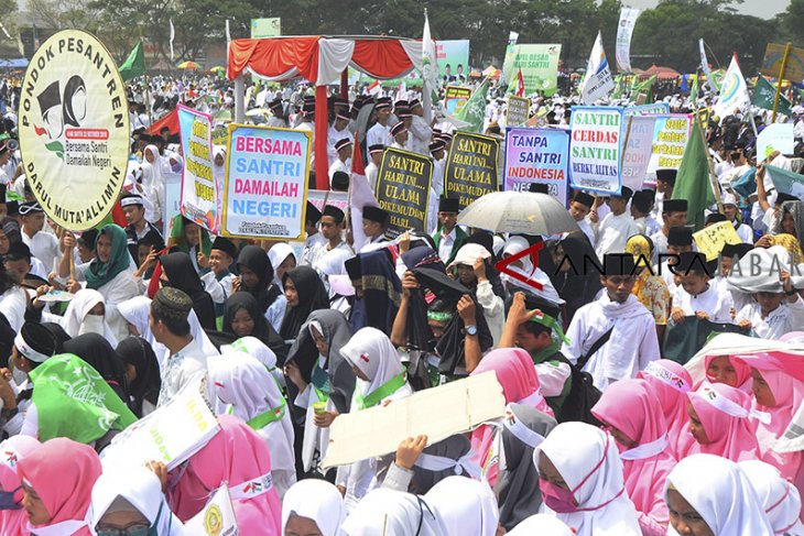 Peringatan Hari Santri Nasional di Tasikmalaya