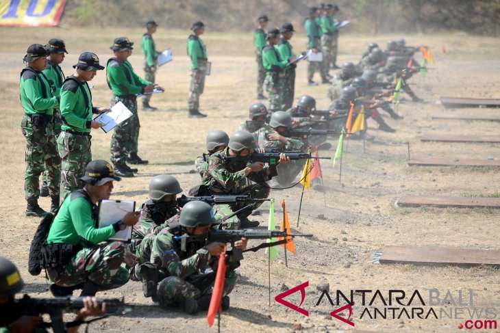 Foto - Lomba Menembak Korps Marinir