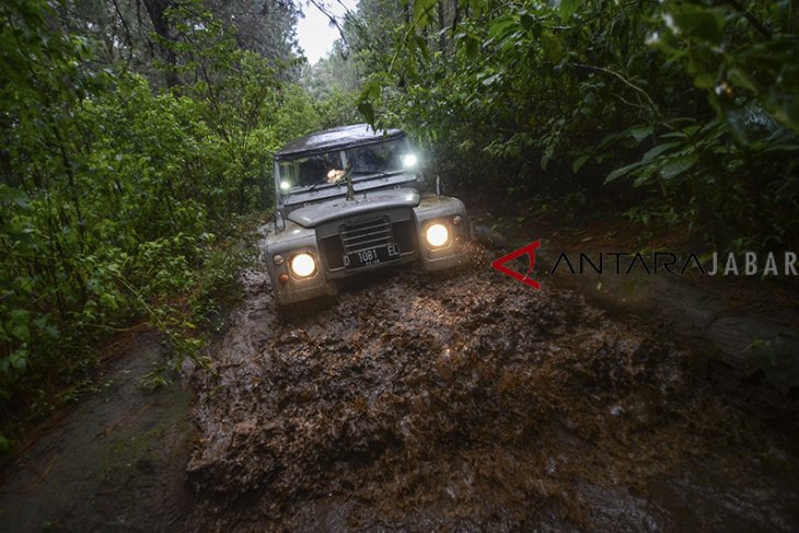 Wisata offroad Bandung