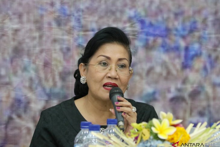Putri Koster: