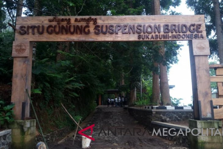 Wow, jembatan gantung terpanjang se-Asia jadi ikon Sukabumi