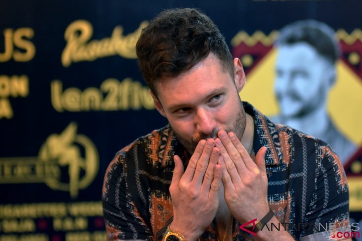 Calum Scott Di Pekanbaru