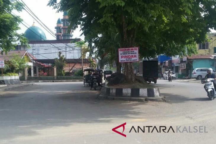 Pedagang pentol mengadu ke bupati