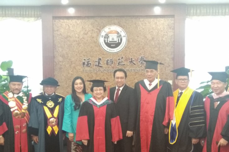 Economic diplomacy cannot be separated from politics: Megawati