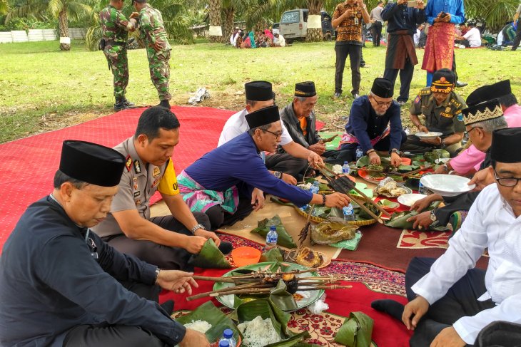 Kelompok Tani Umo Talang Tinggal gelar sedekah bumi