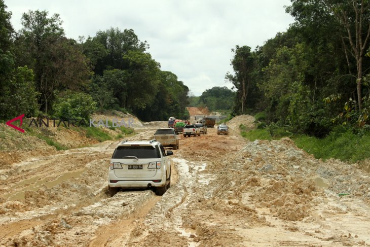 Pembangunan Jalan Perbatasan Kalbar