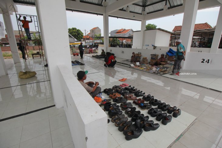 Pembangunan Sentra PKL Gembong Asih