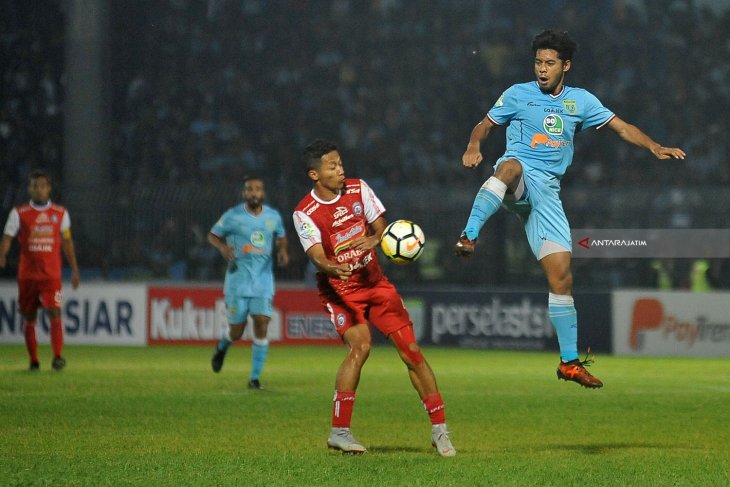 Persela Lamongan Kalahkan Arema FC 