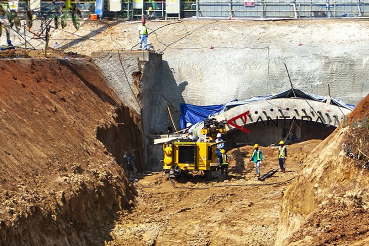 Proyek terowongan kereta cepat Jakarta - Bandung