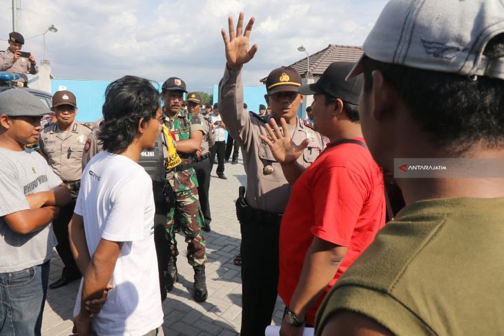 Warga Tolak Pencemaran Lingkungan