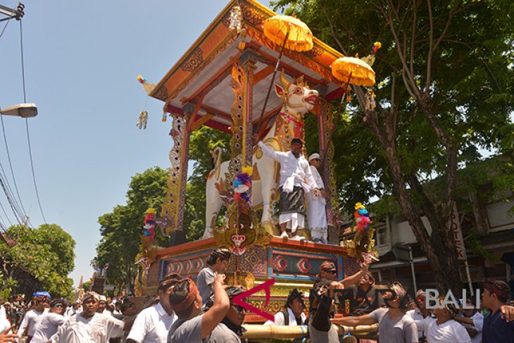 Ngaben akbar Puri Denpasar