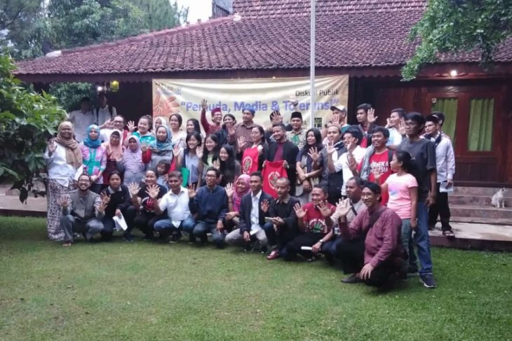 Kentongan simbol kebersamaan hadapai permasalahan