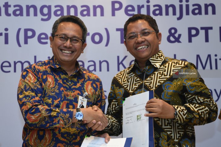 Kerjasama Bank Mandiri dengan Petrokimia Gresik