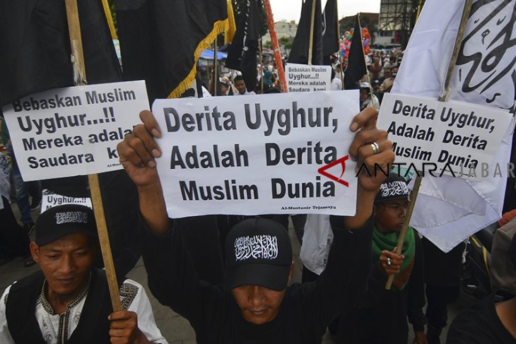 Aksi solidaritas selamatkan muslim Uighur 