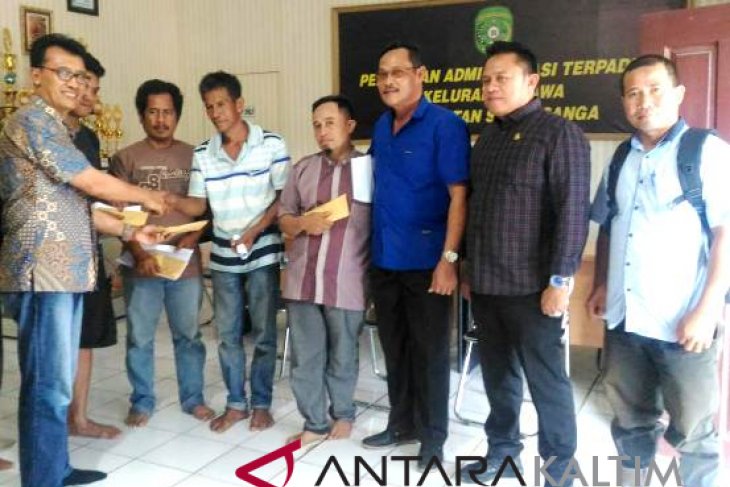 PT.ABN Bantu Korban Jalan Longsor