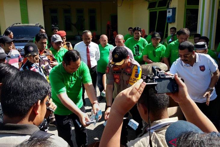 Padangsidimpuan musnahkan 7.746 KTP Invailid