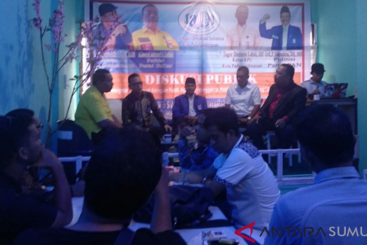 Diskusi publik sukseskan Pemilu 2019