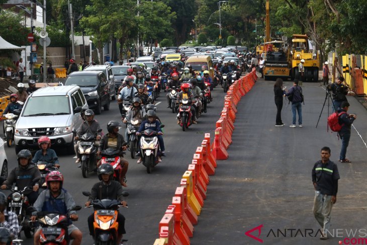 Jalan Gubeng Dibuka Dua Lajur