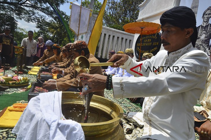 Jamasan tradisi budaya galuh