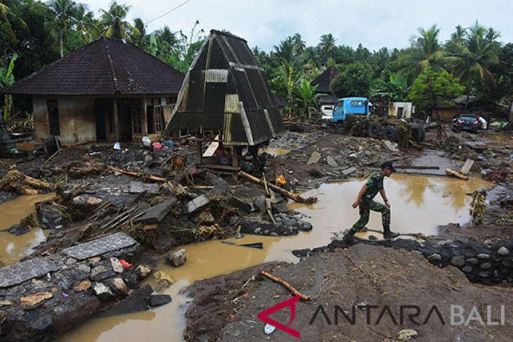 DAMPAK BANJIR BANDANG JEMBRANA