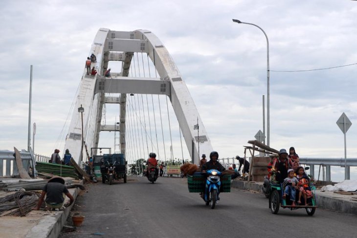 Pembangunan Jembatan Bengawan Solo