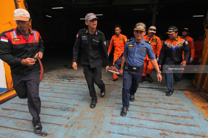 Korban Kapal Terbakar KM Gerbang Samudra I 